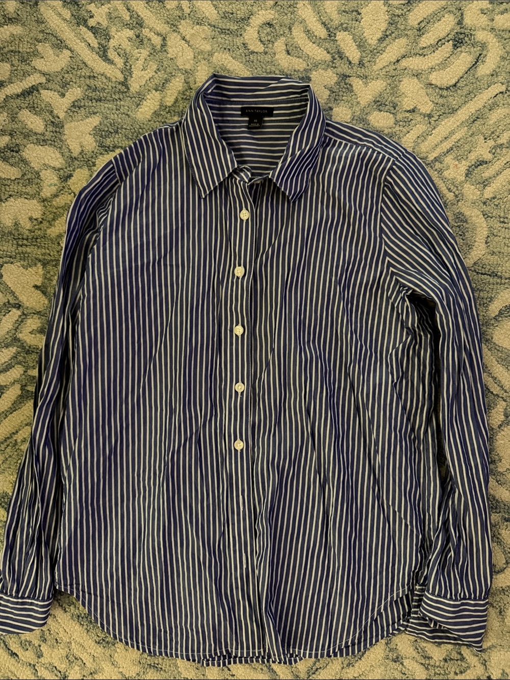 Banana Republic women’s Navy and White Vertical Stripe Dress Shirt